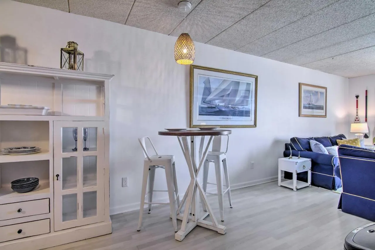 Waterfront Ocean City Condo With Nautical Charm Apartment